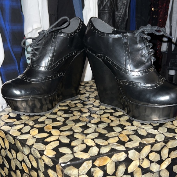 Black tuxedo wedge NEW NEVER WORN NO BOX - Picture 2 of 7